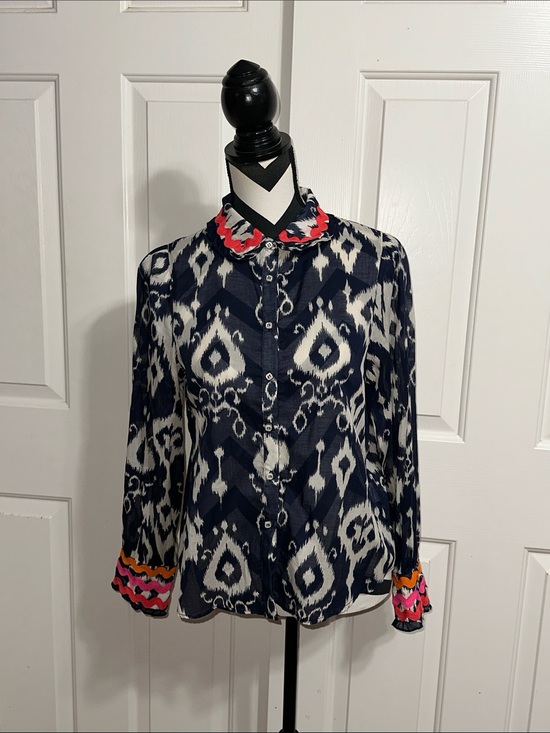 Vilagallo Tops - Vilagallo Navy and White Ikat Button-Down Shirt with Pink and Orange Trim